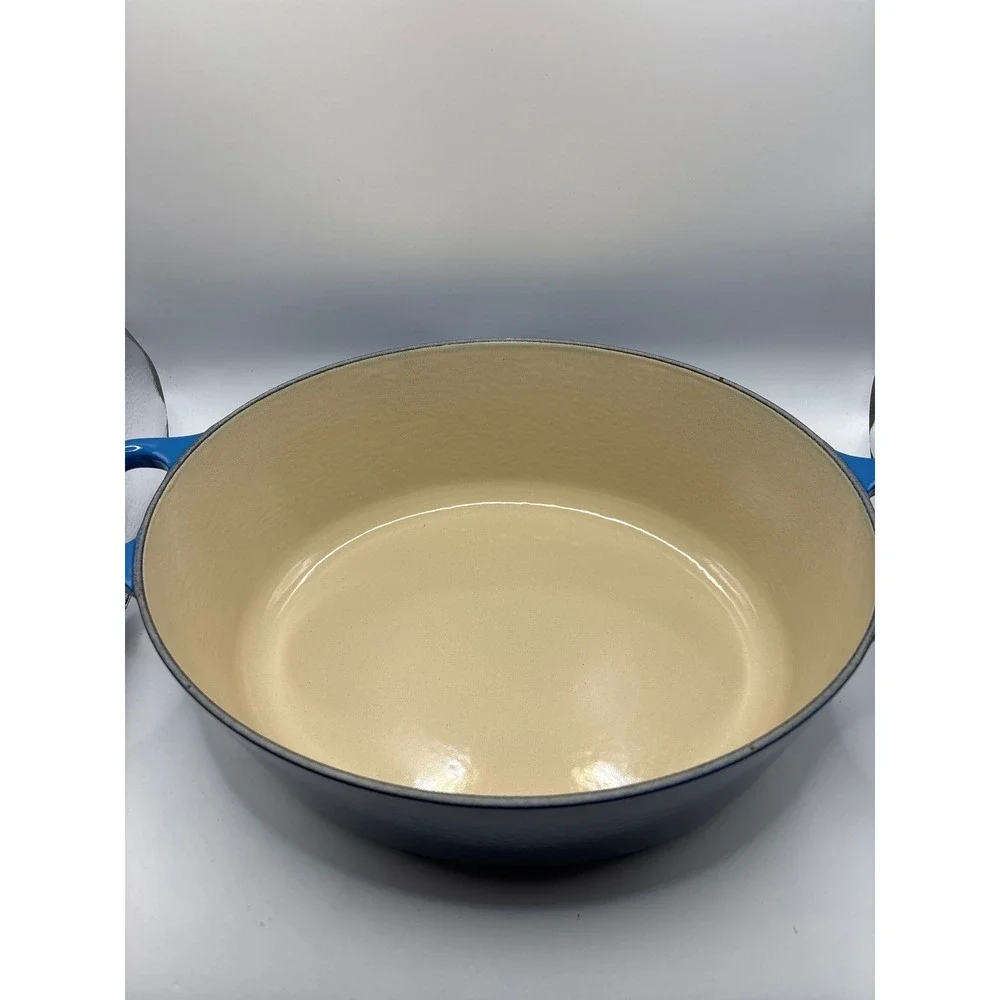 Le Creuset Signature Cast Iron Oval Dutch Oven Marseille Blue 4.25 Qt Size 27